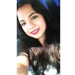 Meet your Posher, Ariana gomez